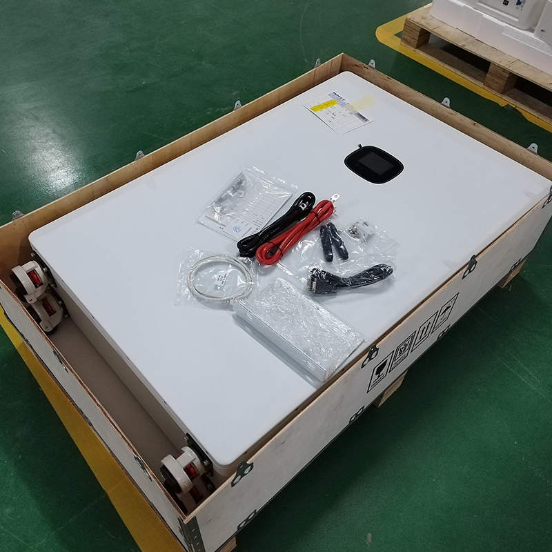51.2V 314Ah LiFePO4 Battery with 10kW Hybrid Inverter - Image 5
